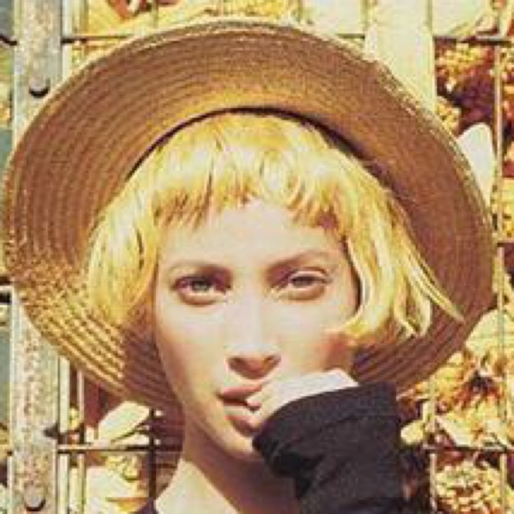 Meet your Posher, Angela